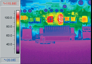 《圖四　現行方案的紅外線攝影照片，fSW=220KHz, Iout=40A: 最高表殼 106.7℃, 最高導線 90.4℃ 》