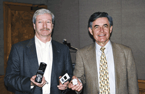 《圖一　Cornice總裁Kevin Magenis（左）與行銷副總裁Scott Holt》