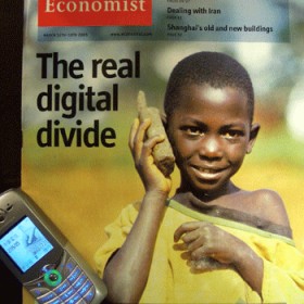 《圖一 經濟學人雜誌：鼓勵手機的普及應用是對付數位藩籬最明顯有效的方法》