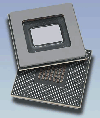 《圖三  由SCEI/Toshiba/IBM三巨頭聯手打造的CELL B.E處理器晶片》