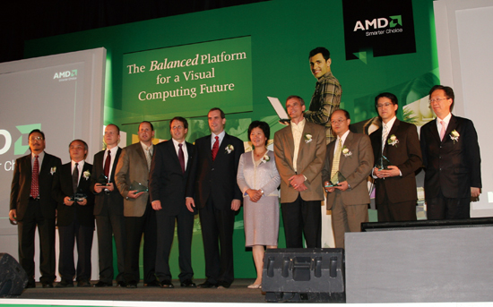 《圖四十　AMD邀請眾多合作夥伴慶祝Puma筆記型電腦平台全球搶先上市。》