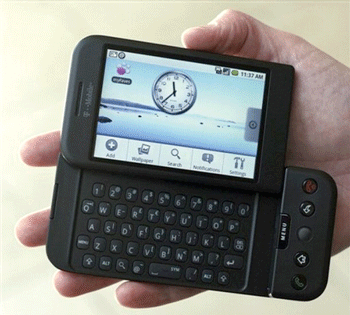 《图四 由T-Mobile所销售、台湾宏达电（HTC）所代工的Android G1手机（数据源：美联社）》