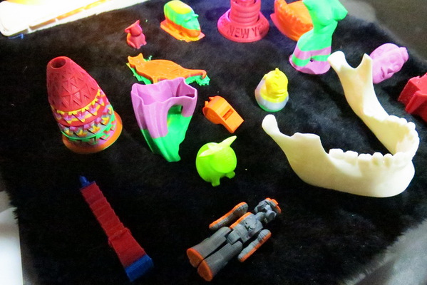 圖五 :  現場展出許多3D Printing相關列印技術的成品。