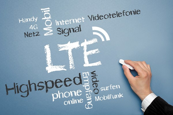 图一 : 全球LTE网络发展强劲，在运营商积极推动下，4G未来将维持强劲的成长力道。