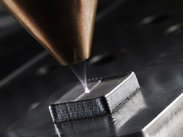 圖五 : 目前有不少團隊致力於研發平價化的金屬3D印表機。