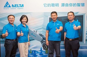 圖一 : （左至右）台達發言人周志宏、品牌長郭珊珊、執行長鄭平與機電事業群總經理劉佳容在記者會中合影。