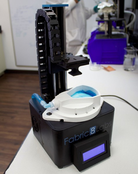 图五 : Fabric8Labs推出的3D列印机Gen-1