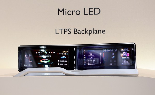 圖四 : Micro LED將可能改變顯示市場的版圖，台廠勢必要掌握。圖為友達的Micor LED車用顯示展示。（攝影／籃貫銘）