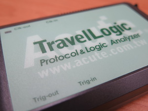 圖一 : 皇晶科技TravelLogic 4000系列支援20多種通訊協定硬體分析與觸發功能，並提供x86與x64軟體等支援。
