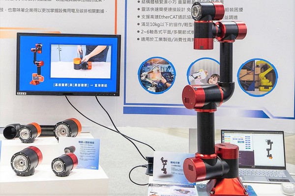 图4 : 东元电机近年来也推出出最新关节模组CJM，可??协助台湾产学研各界，加速自主开发协作型机器人。（摄影：陈念舜）