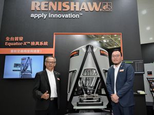 圖一 : Renishaw台灣總經理賴時正(左)、業務拓展經理馮立誠(右)