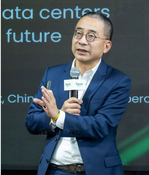 圖二 : 施耐德電機全球執行副總裁兼中國及東亞區總裁尹正。