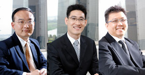 CSR台湾区总经理郑元更（左）、技术应用副理朱扬麟（中）与亚太区企划项目经理卢文亮