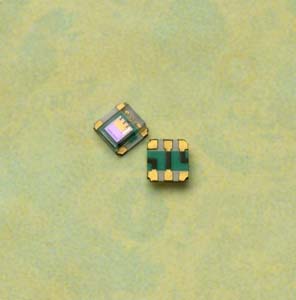 Avago Technologies推出便携式电子设备应用小型化表面黏着式环境光传感器。（来源：厂商）