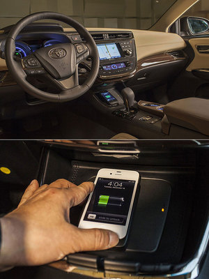 Toyota Avalon 2013限量版汽车支持Qi无线充电技术。 BigPic:640x854