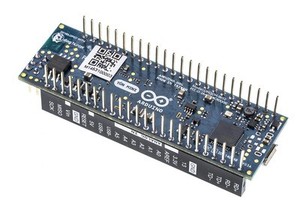 RS 全新緊湊型 Arduino mini無線開發模組是對Arduino Yun Wi-Fi微控制器電路板的全新設計，並已進行重組，以便和試驗電路板配合使用。
