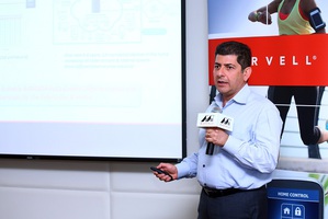 Marvell连接储存基础建设事业单位产品行销总监Reza Eltejaein