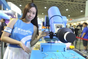工研院的前瞻技術全都在「2016台灣機器人與智慧自動化展」的工研院館中，共展出10項智慧機械技術，整合軟硬能量協助產業邁向智慧製造。