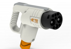TE Connectivity（TE）直流充電車輛插頭組件為新能源行業充電設施提供安全、耐久、可靠的電流傳輸。