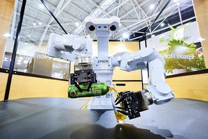全球首度曝光Epson Dual Arm自主性人工智慧双臂机器人，搭载AI人工智慧等多种感测功能，多轴精密作动，彻底解决少量多样产线需求，成就自动化科技全新助力。