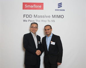 左為Smartone 技術長鄒金根；右為愛立信產品部網路基礎設施主管Nishant Batra