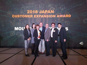 貿澤電子獲TE Connectivity (TE) 在中國上海舉辦的TE區域代理商高峰會上頒贈的2018年亞太地區客戶開發獎與2018年日本客戶開發獎。