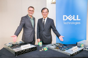 (左起) Dell EMC伺服器研发??总裁 Brently Cooper、戴尔科技集团台湾区总经理 廖仁祥