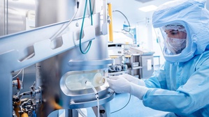 BioNTech SE生物技術公司在西門子的協助下，在創紀錄的時間內改造了生產Covid-19疫苗的現有設施