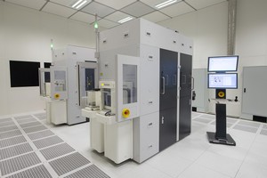 EVG 7300 SmartNIL奈米壓印與晶圓級光學系統，可在單一平台上結合奈米壓印微影技術、透鏡壓鑄與透鏡堆疊等多重基於UV架構的製程。