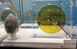 磊拓技於2022 SEMICON Taiwan展出的八寸碳化矽SiC晶圆