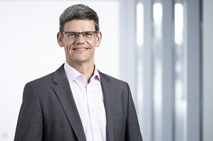 英飞凌工业电源控制事业部总裁 Peter Wawer