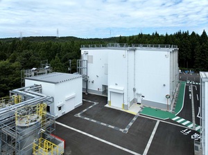 杜邦近日宣布擴大位於日本新潟縣阿賀野市新潟廠的半導體製程用光阻劑產能，全新名為「東方之星」的大樓落成，並進行開幕剪綵儀式。