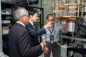 ????撠???閫TSRI頞???閮?撖阡?摰