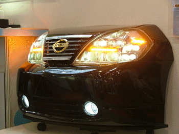 《圖十五　高亮度LED應用於汽車照明頭燈》