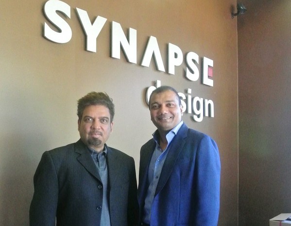圖三 : 左為Synapse Design營運長暨共同創辦人Devesh Gautam，右為Synapse Design執行長Satish Bagalkotkar
