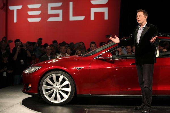 圖一 : 特斯拉在今年推出了Model 3後氣勢如虹，又瞬間點燃另一波電動車熱潮。(Source：Businessinsider.)