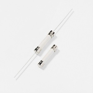 图一 : Littelfuse 514系列500VAC管状保险丝可优化交流电源线保护效益,其应用范围包括UPS、电源逆变器、智慧电表、三相交流-直流电源。