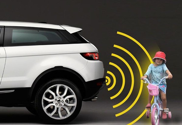 图2 : 应用于汽车的图像感测器必需解决由脉冲型LED光源造成的闪烁问题。 (source: lelong.com.my)