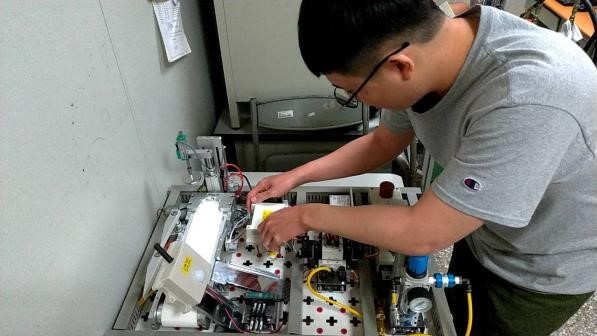 智慧機上盒與工廠環境監控盒安裝圖