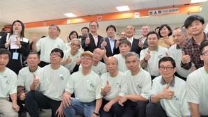 圖一 : 工研院在2月6日便有20位同仁進駐廠內,加上工具機大廠永進、瀧澤、上銀等合計支援60人協助機台安裝、調校、維修等工作。(陳念舜)