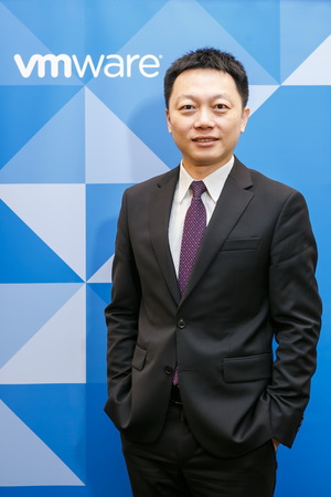 图一 : VMware台湾??总经理暨技术长吴子强