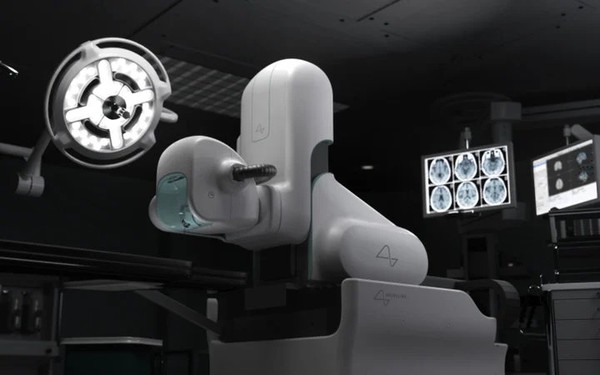 圖4 :  2020年8月馬斯克對外介紹Neuralink新一代腦機互動設備，由神經外科手術機器人採取全自動作業。（source：Neuralink）