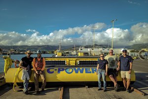 圖一 : C-Power的解決方案可透過將海浪轉化為可用的能源形式滿足全球對能源生產脫碳的需求,同時還可實現與雲端之間的資料傳輸。