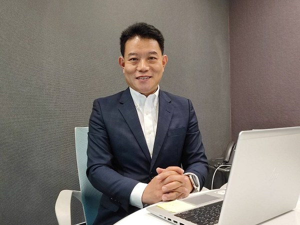 意法半導體資深產品行銷經理楊正廉