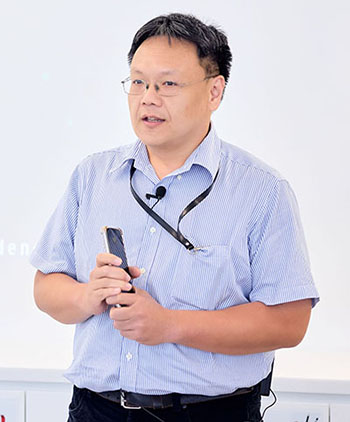 图二 : Cadence应用工程处处长Kent Ho