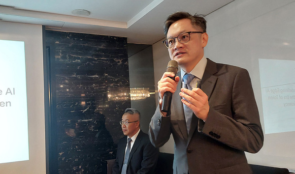 圖六 :   鈺創科技市場與商業發展中心協理闕壯穎