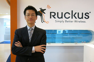Ruckus台灣區業務總監黃淇成指出,SPoT可大幅提高精準度至3米左右