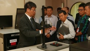 台灣PCB產業先進參訪全新開幕的UL PCB性能測試實驗室