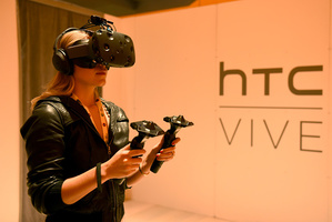 转攻VR领域的HTC今年首度参加东京电玩展，并携手电竞大厂MSI推出吸睛的虚拟实境体验。