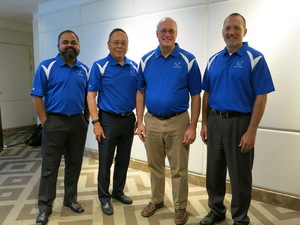 Brewer Science半導體製造副技術長James Lamb(右二)與技術團隊。